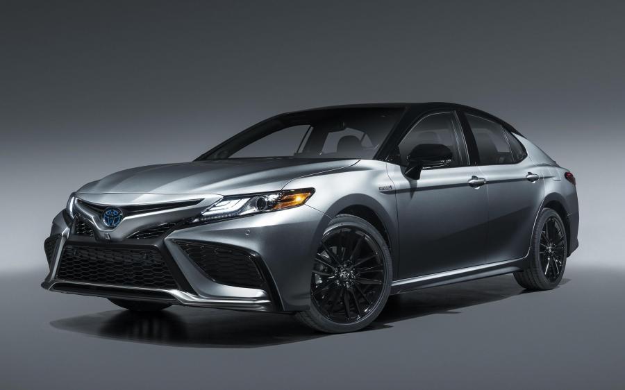Toyota Camry Hybrid XSE (NA) '2020
